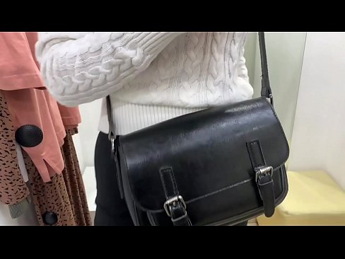 ❤️ Ommaviy onanizm yosh kaltak FeralBerry bir dildo bilan fitting xonasida ☑ Anal videoda pornoda uz.serviporno.ru ❤